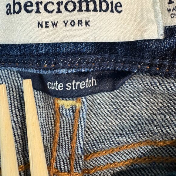 Abercrombie Kids Cute Stretch Straight Leg Girls Jean Size 12 (SKU: 176G) - Picture 4 of 13